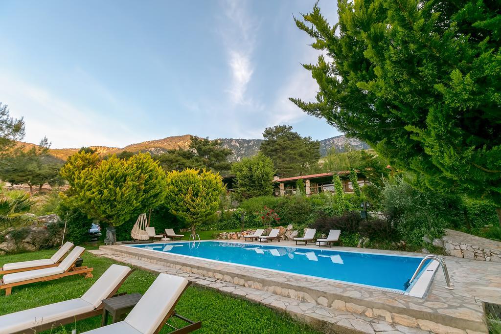 Olympos Mountain Lodge ベイジック エクステリア 写真